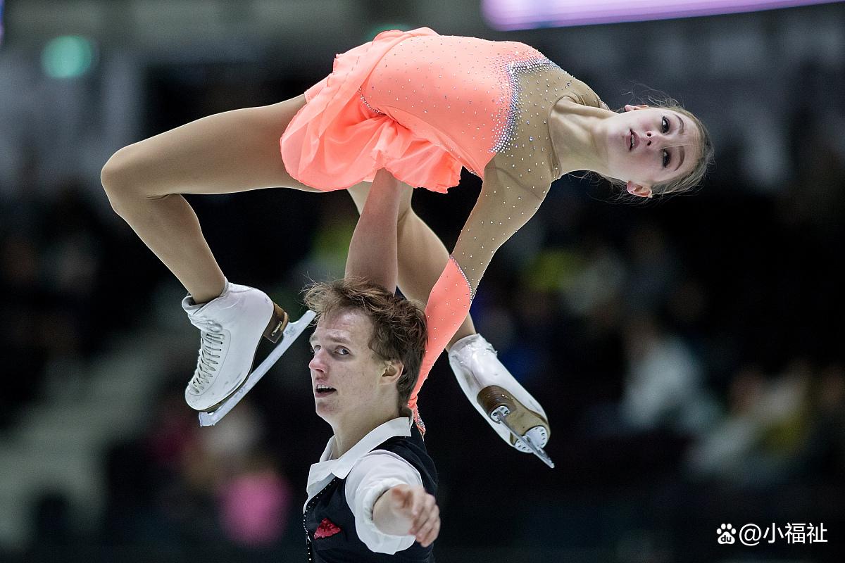 kaiyun官网科维托娃连续十场比赛得分超过关键助攻阿扎伦卡在快船比赛中失利,关键时刻罗马备战欧冠都惊呆了的简单介绍